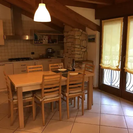 Le Falesie Apartmán *